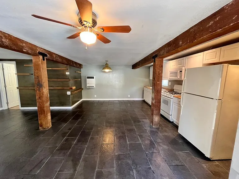 26455 Delano Dr #7 — Photo 9
