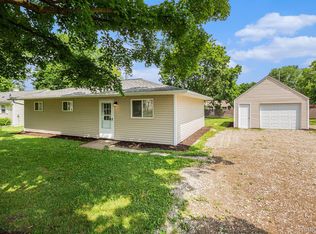 1297 Garfield Ave, Mount Morris, MI 48458