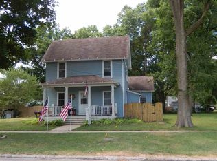 1002 S 4th St, Oregon, IL 61061
