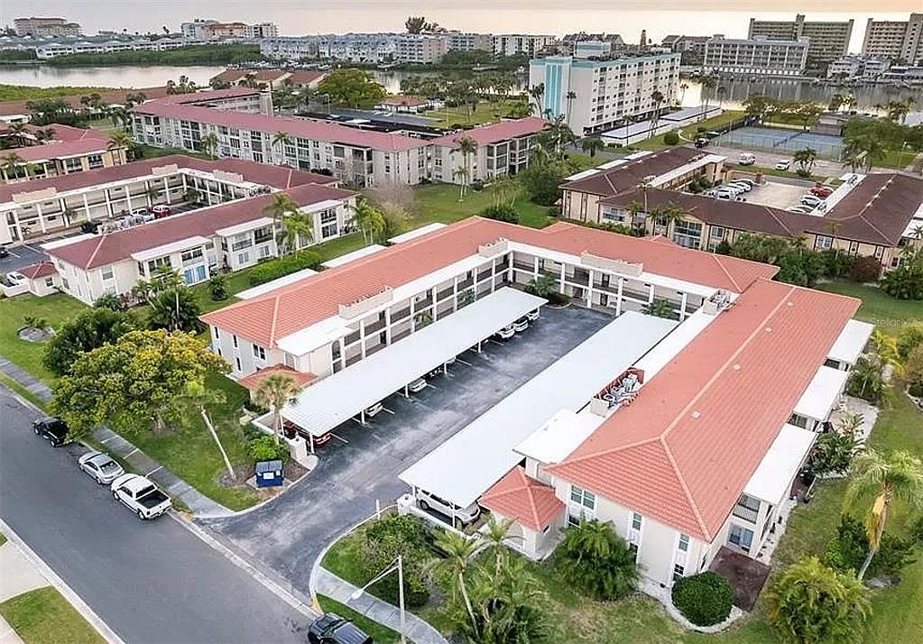 10350 Imperial Point Dr W APT 18, Largo, FL 33774 Zillow