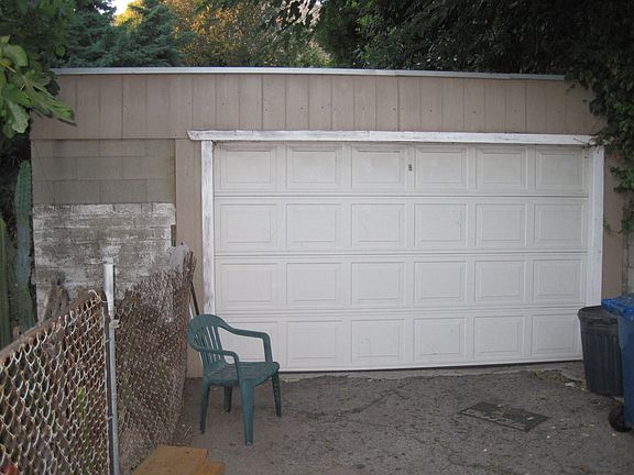 Garage extra deep