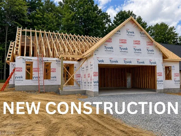 1520 Woodland Cir, Youngstown, OH 44514