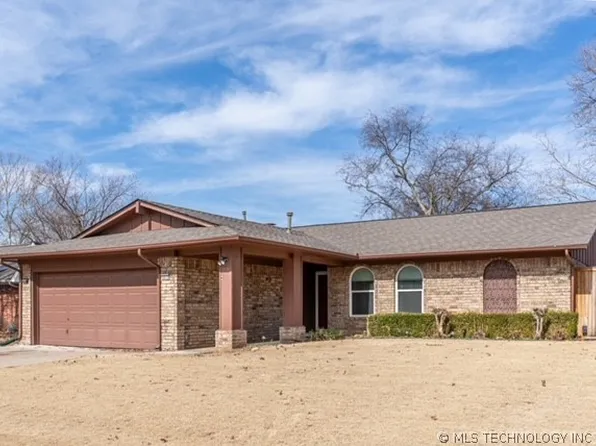 10775 E 29th Pl, Tulsa, OK 74129