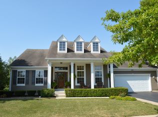 235 Springside Dr, Elgin, IL 60124