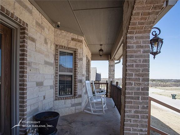 4th image of 4009 Hill Country Dr