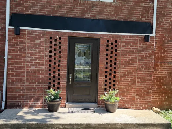 4237 Rocky River Dr #8, Cleveland, OH 44135