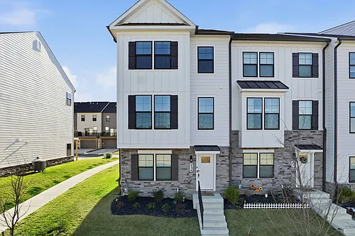 434 Herringbone Way Photo 1
