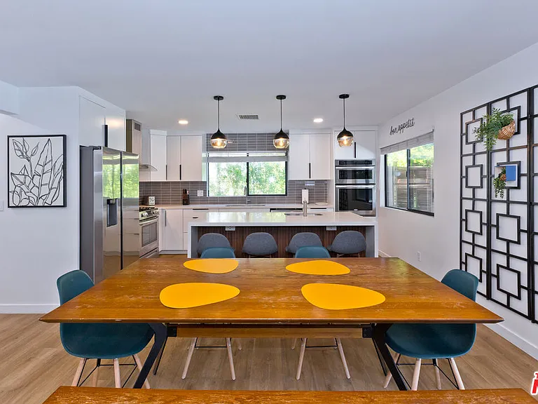 2660 N Farrell Dr — Photo 29