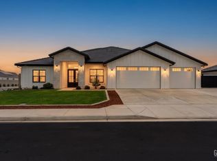 16729 Starview Ct, Bakersfield, CA 93314