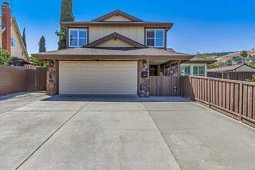 448 Los Pinos Way Photo 1