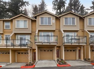 23300 SE Black Nugget Rd UNIT F3, Issaquah, WA 98029