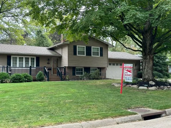 22 Mayridge Dr, Shenandoah, IA 51601