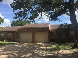 2213 Young Pl, Bryan, TX 77807