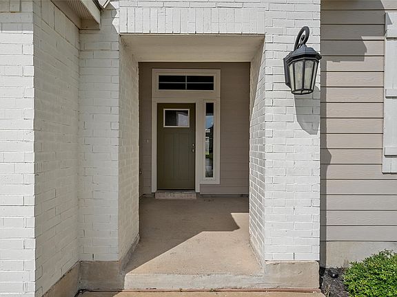 2nd image of 3205 Dottavio Rd