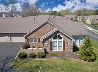 5818 Asherton Grove Dr, Westerville, OH 43081