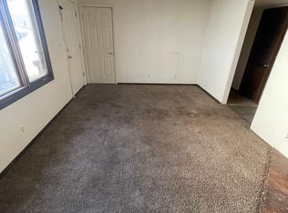 3010 Y St #A, Lincoln, NE 68503