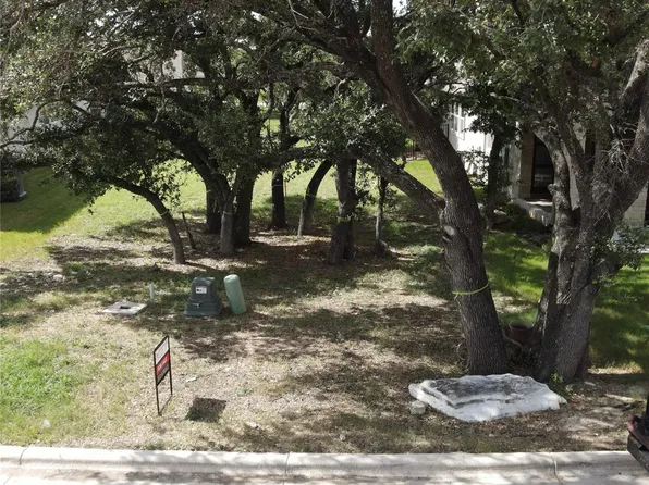 125 Monterey Oak Trl, Georgetown, TX 78628