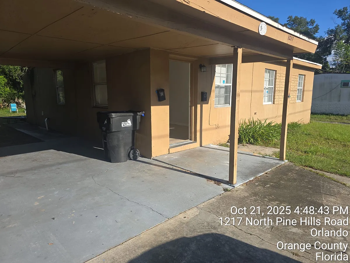 Building Photo - 1217 N Pine Hills Rd #A