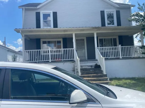 36 1st St, Smock, PA 15480