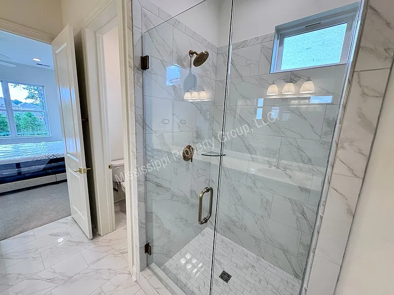 721 Primrose Dr — Photo 32