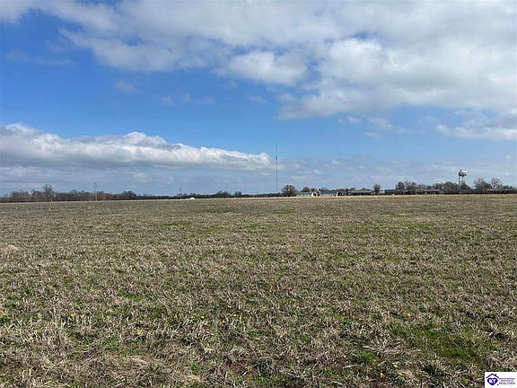 3rd image of 154 Fred Phillips Rd