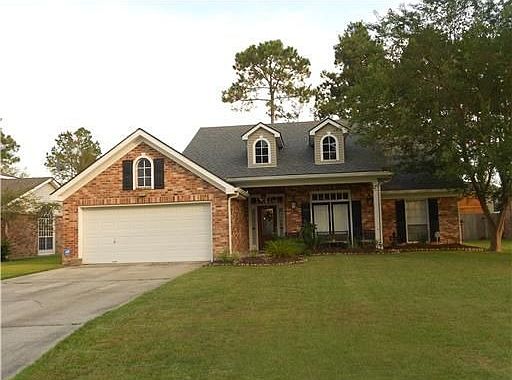 1st image of 122 Larchwood Dr