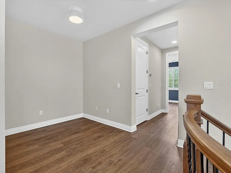 10126 Ridgegate Cir — Photo 15