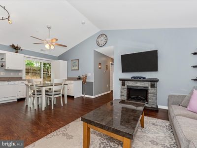 2008 Rudy Serra Dr UNIT B, Eldersburg, MD, 21784