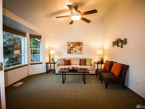 4th image of 3142 Sword Fern Dr NW