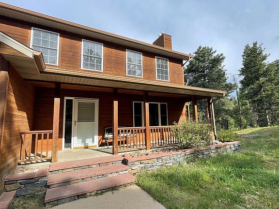 2nd image of 687 Crescent Lake Rd