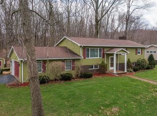 313 Quartermile Rd, Greenville, PA 16125