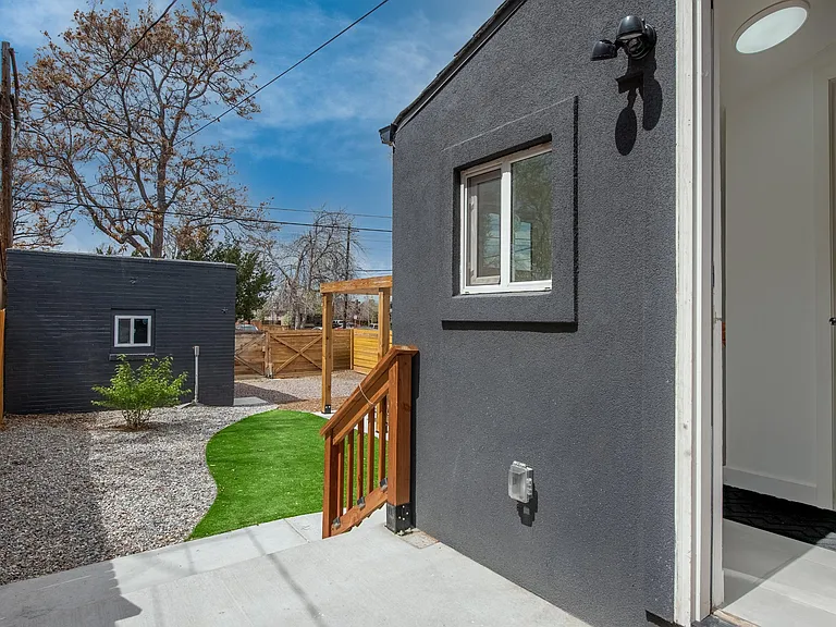1503 S Sherman St #2 — Photo 32