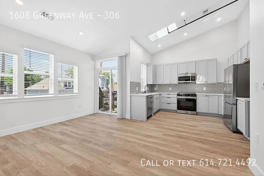 1608 Greenway Ave #306