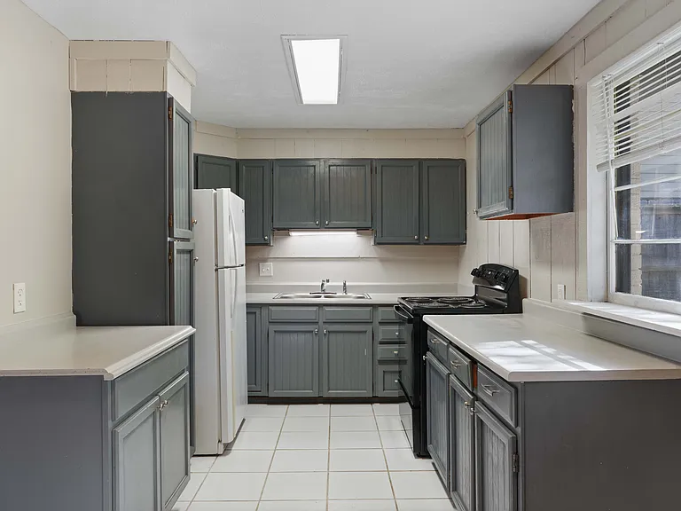 10210-10230 W 26th Ave — Photo 1