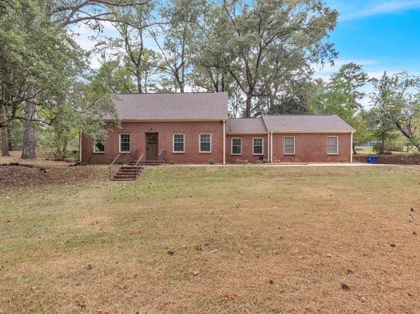 501 Pine Hill Dr, Aliceville, AL 35442
