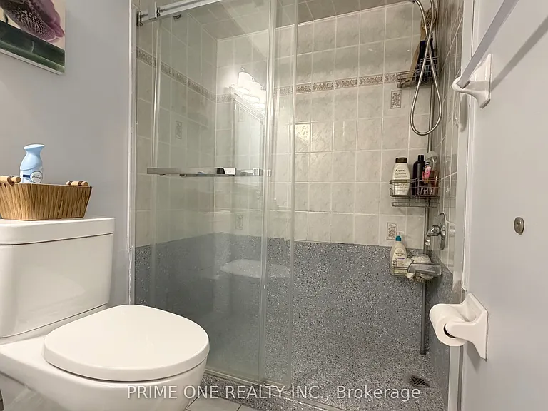7124 Village Walk — Photo 34