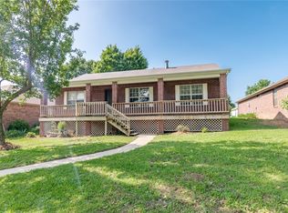 5641 W Reliance St, Fayetteville, AR 72704