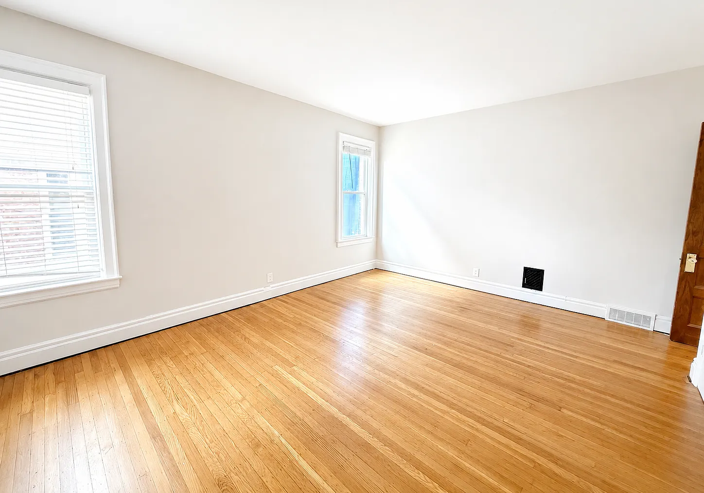 2 bed, 1350 sqft, $1,500 — Photo 4