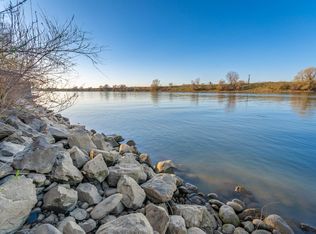 693 Clipper Way, Sacramento, CA 95831