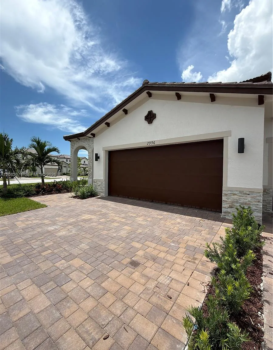 Altamira By Lennar — Photo 2