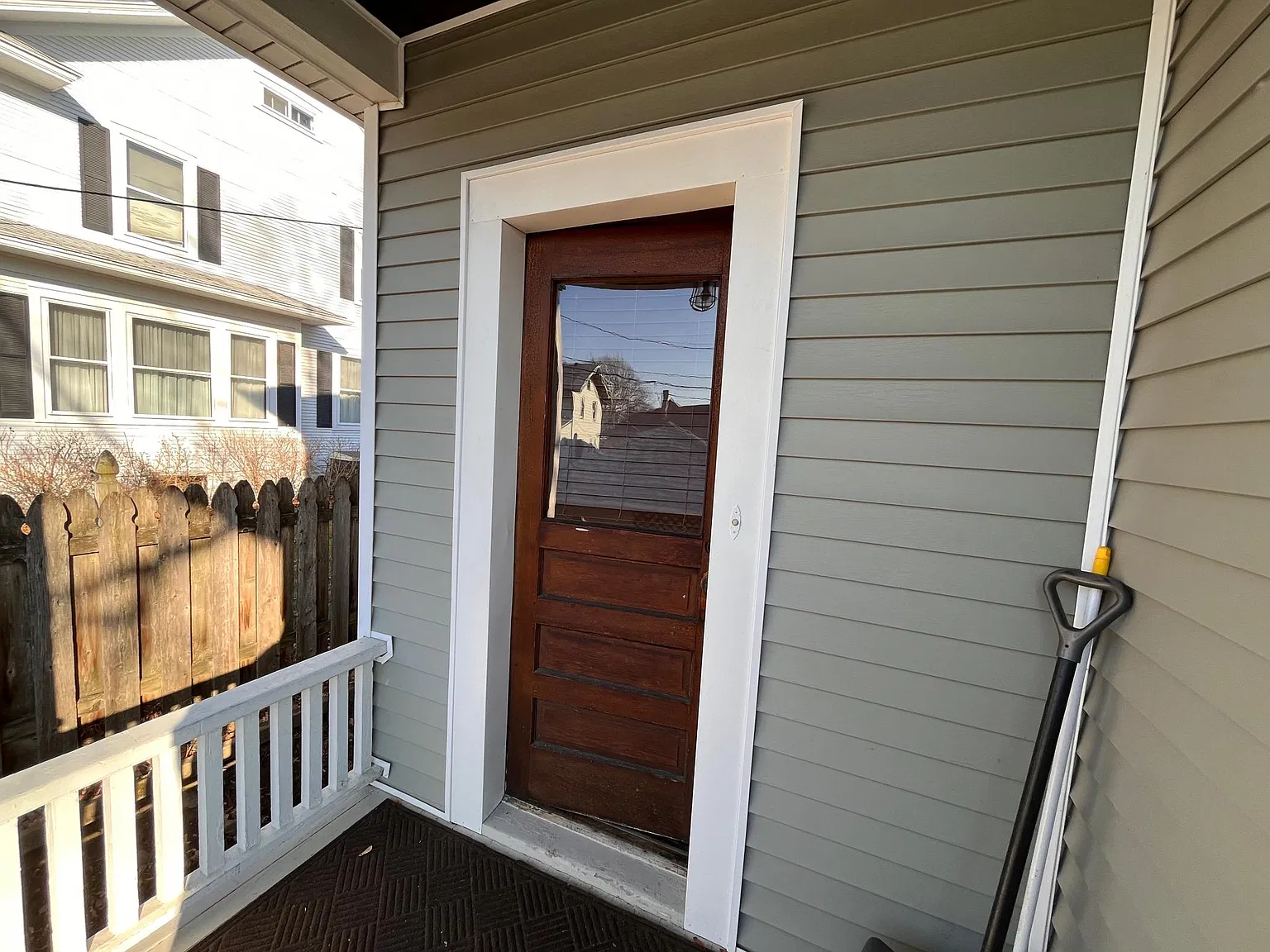 2608 Leclaire St — Photo 2