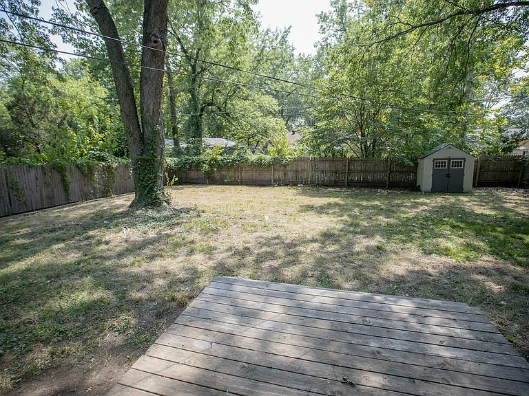 1515 W 2nd St — Photo 3