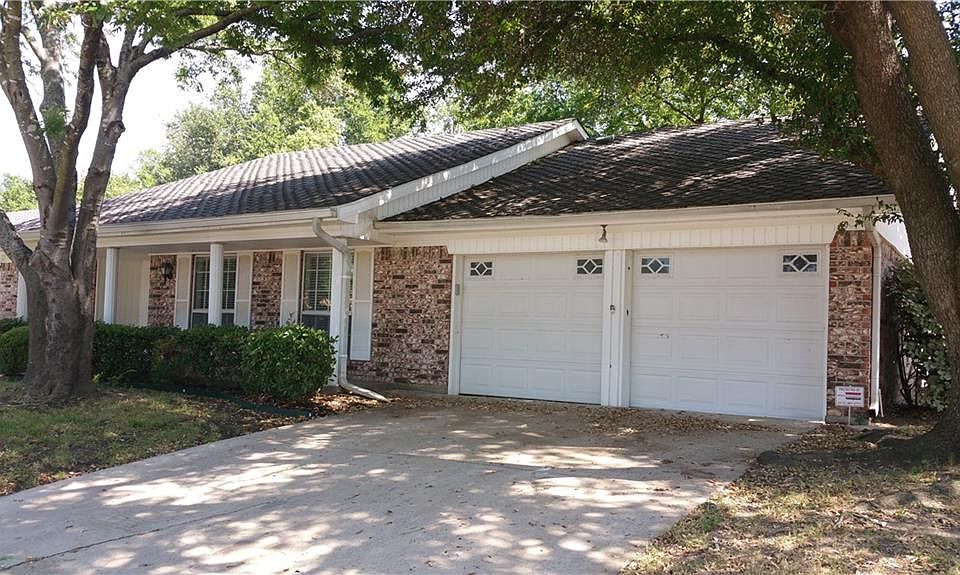 1st image of 612 Robinhood Ln