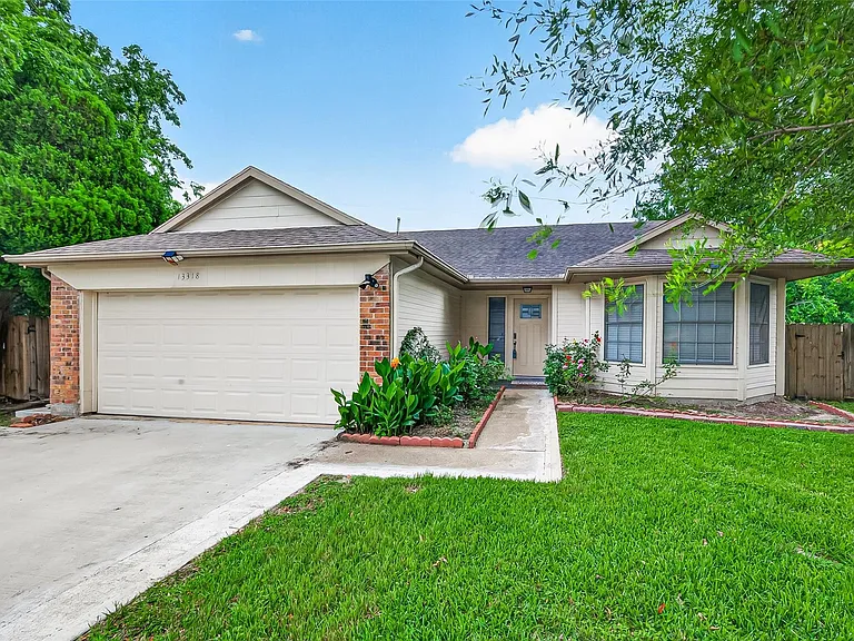 13318 Ascot Glen Ln — Photo 2