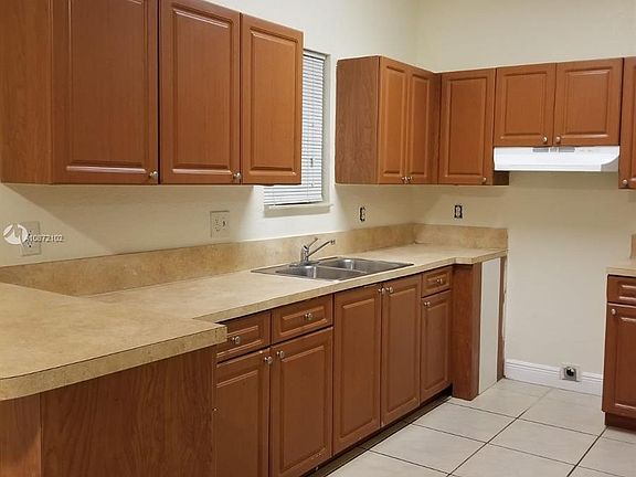 3rd image of 1351 NW 9th Ct #1351