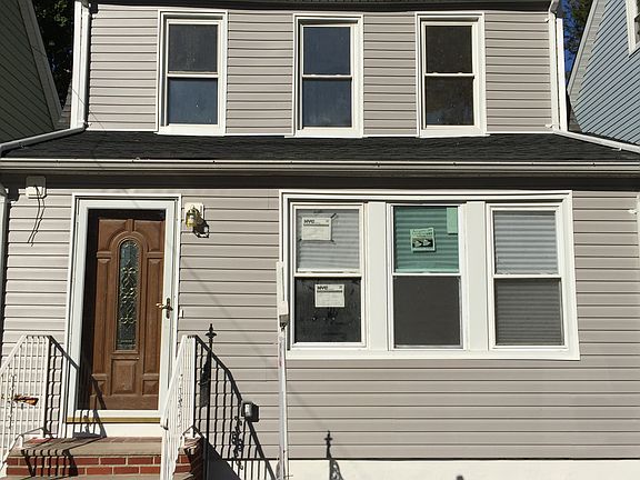 2nd image of 21327 112th Ave