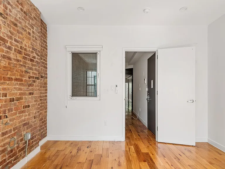 1663 Madison St #1L — Photo 8