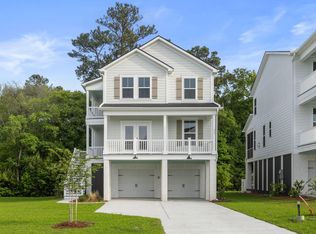 517 Spring Hollow Dr, Charleston, SC 29492