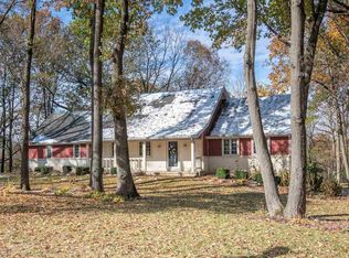 1300 Shellbark Ct, Washington, IL 61571