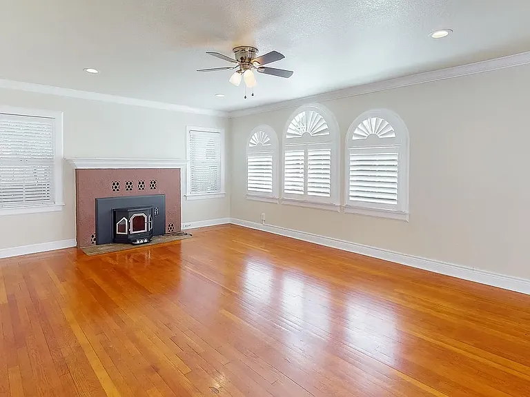 938 Live Oak Blvd — Photo 4